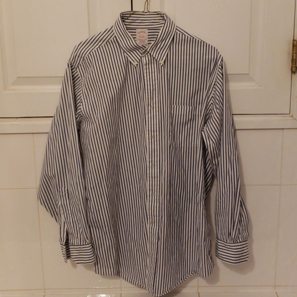 Brooks Brothers long sleeve button down top